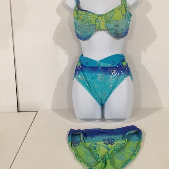 Tara Grinna bathing suit - Picture 2 of 9